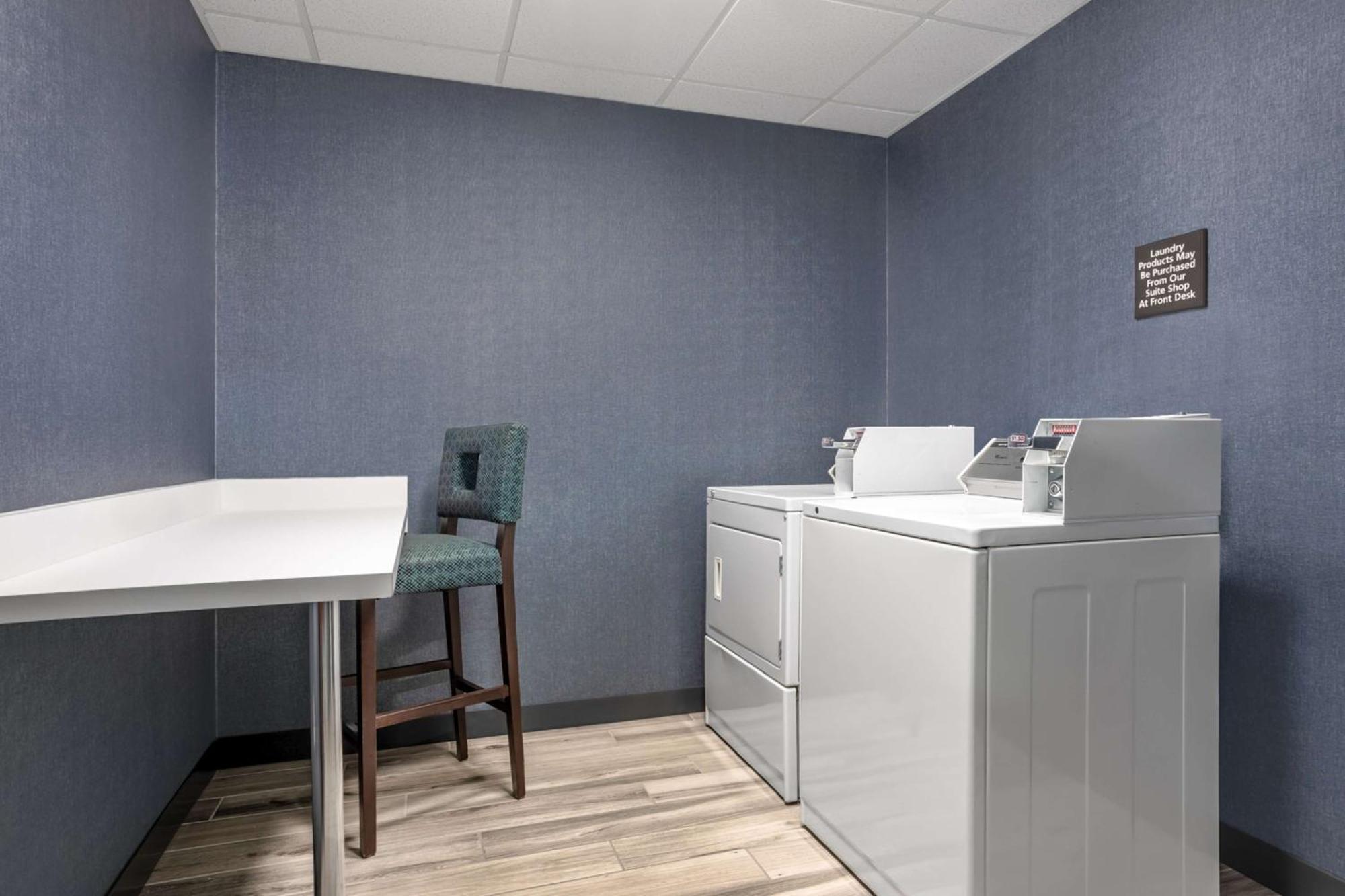 Hampton Inn & Suites Muncie Exteriér fotografie